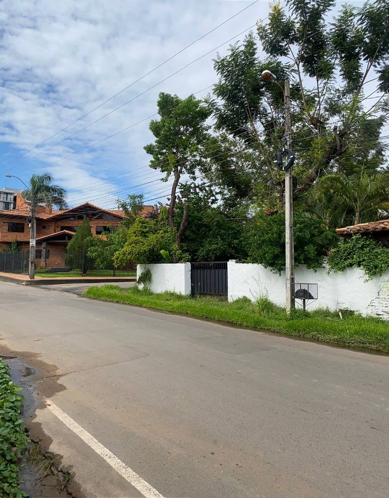 VENDO propiedad ZONA CIT con valor de TERRENO — foto 3