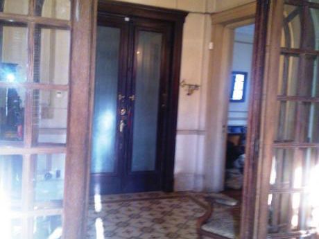 Gran Apartamento U Oficina En 25 De Mayo Ciudad Vieja