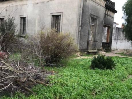 Casa Para Reciclar O Construir En Colón