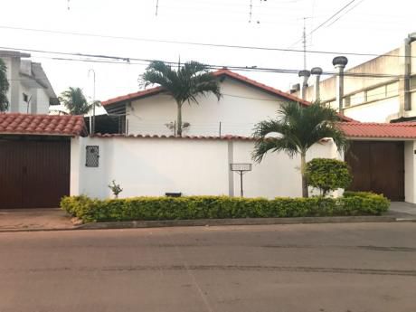 Casa A Pocos Metros De La Av Santos Dumont