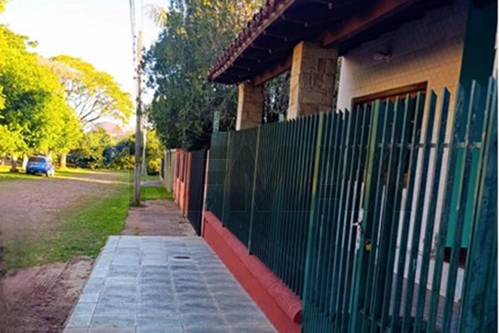 CASA EN VENTA EN YAGUARON (CERCA A PARAGUARI) — foto 2