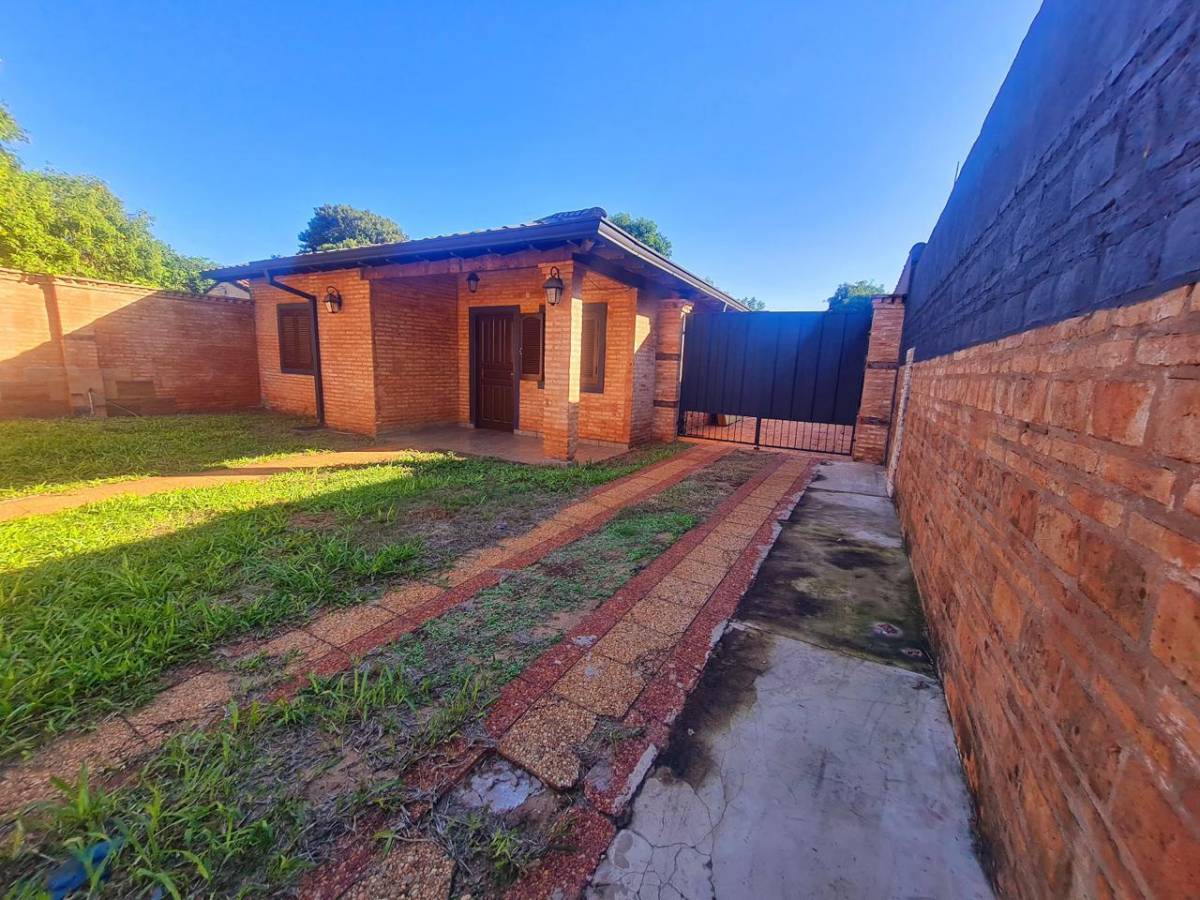 Casa de 2 Dormitorios en Alquiler con Opción a Compra - San Lorenzo — foto 3
