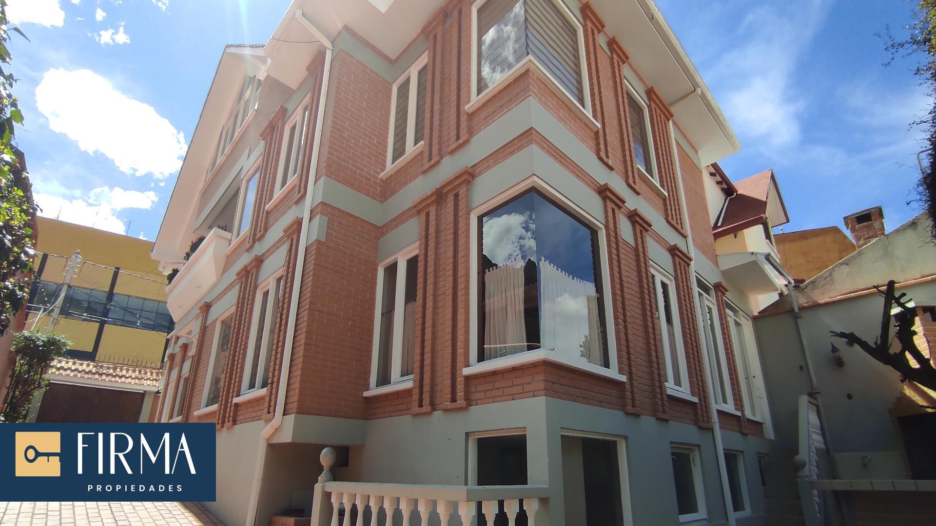 Casa en venta en Achumani