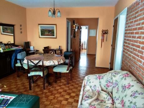 Excelente Apartamento A Metros De Av Rivera