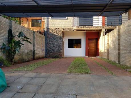 Vendo Duplex Con Piscina En Fdo. De La Mora Zona Norte