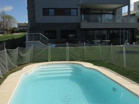 Imperdible Casa Diseño Muy Moderno En Lomas !!