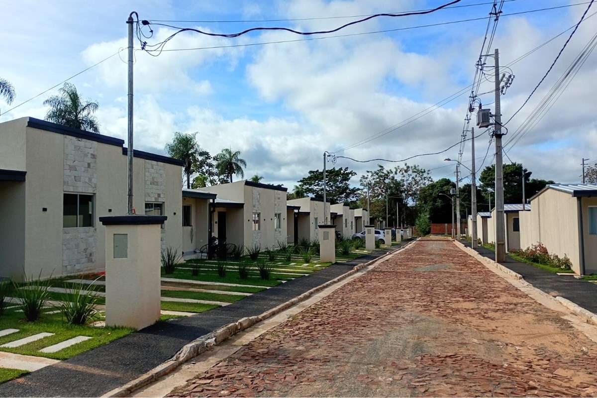 Chalet-Alquiler-barrio arasy2, Luque, Central — foto 3