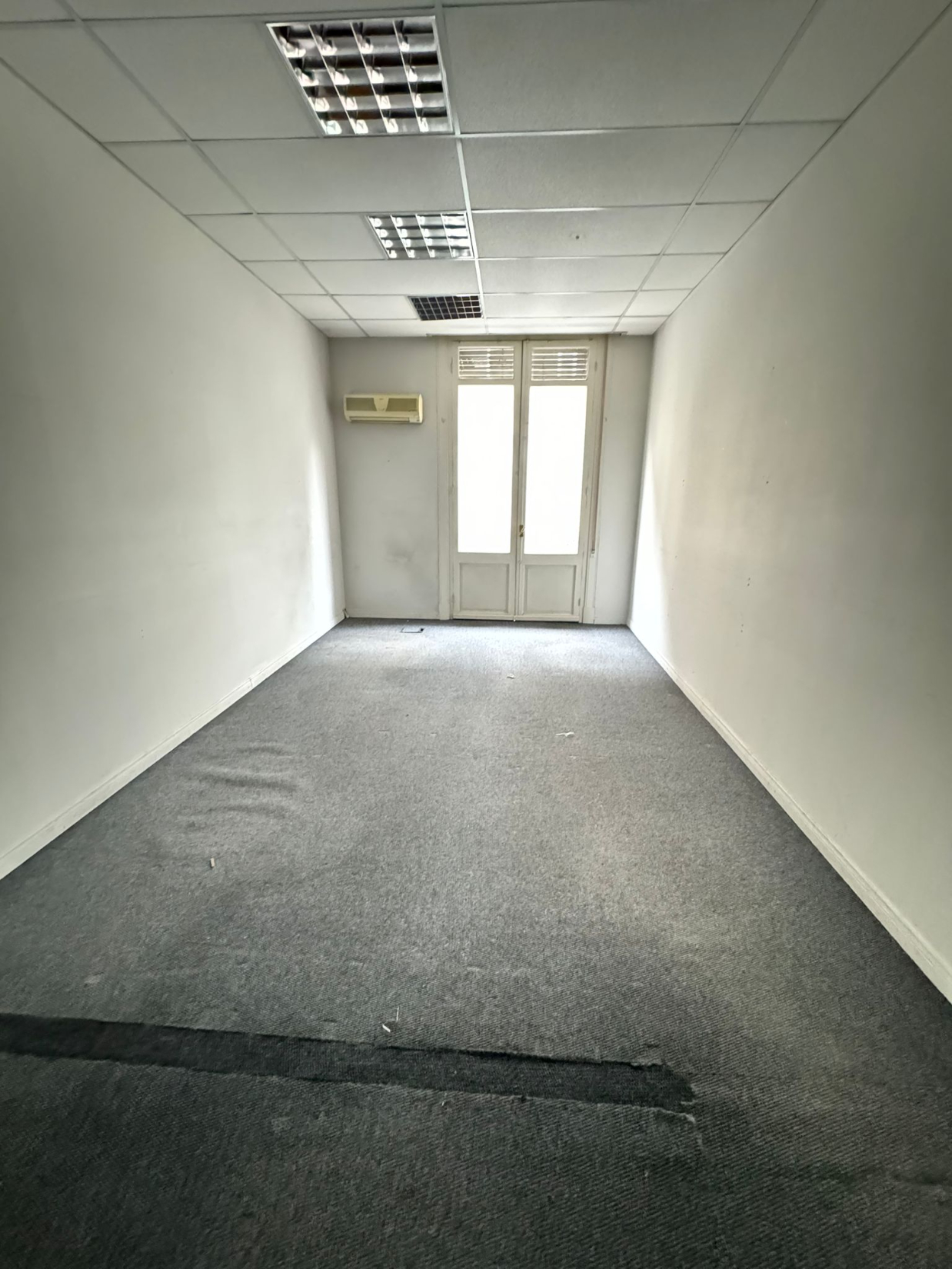PLANTA DE OFICINAS CIUDAD VIEJA · Foto 3
