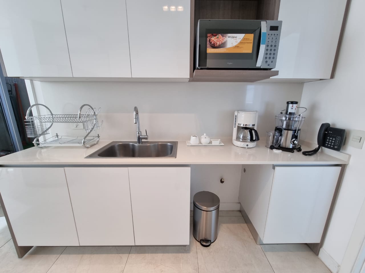 ALQUILO HERMOSO DEPARTAMENTO AMOBLADO.  EMINET — foto 3