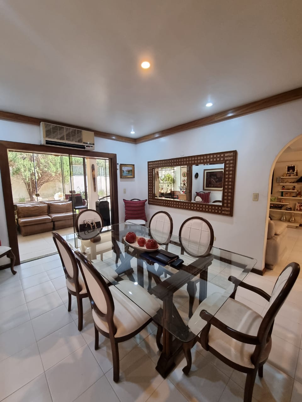 Casa en alquiler en Los Laureles