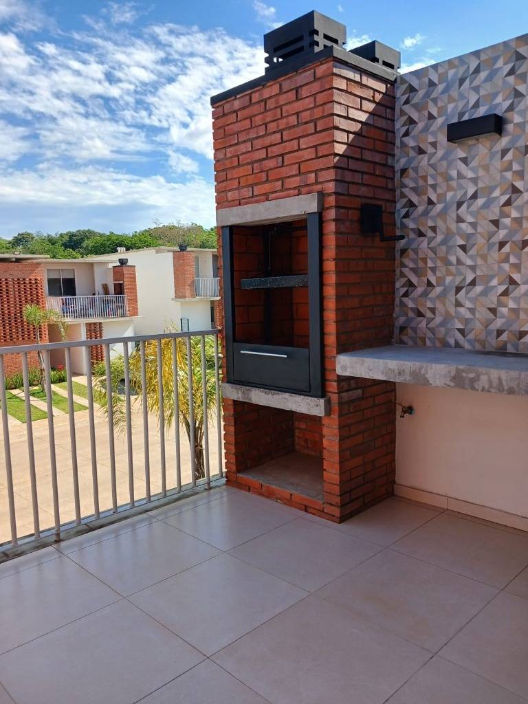 alquiler departamento amoblado en condominio alta vida luque — foto 2