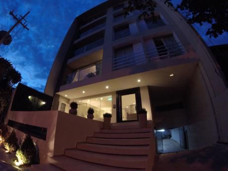 En Venta!!! Departamento En Carmelitas (2 Dormitorios)