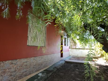 Alquilo Casa Con Stud