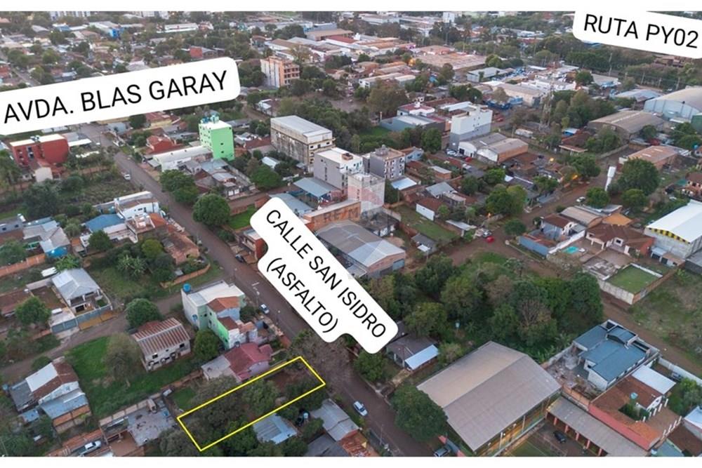 EN VENTA TERRENO EN CIUDAD DEL ESTE IDEAL PARA DUPLEX — foto 2