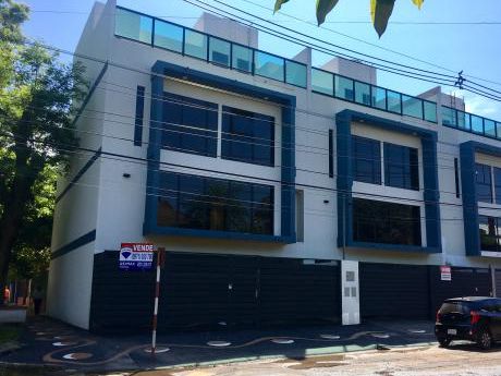 Triplex Con Piscina En Los Laureles