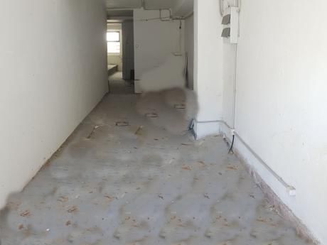 Local Comercial Con Baño