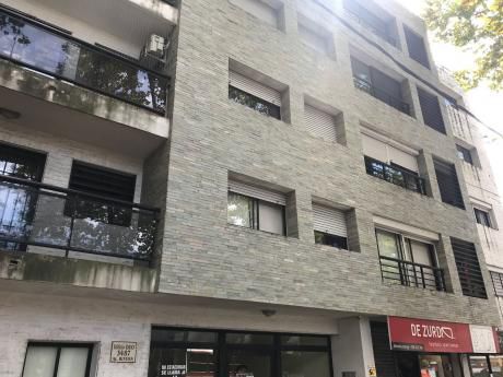 77377 - Apartamento De 2 Dormitorios En Venta En Pocitos Con Renta