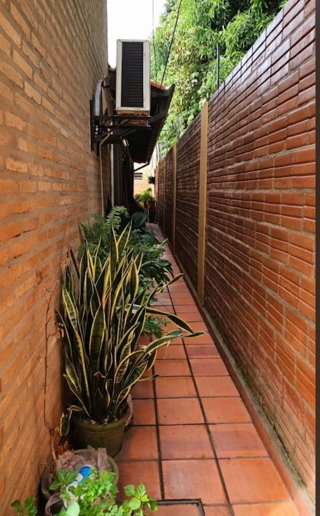 EN VENTA CASA EN LUQUE - YKUA DURE ,  a metros de la Avenida De Las Residentas — foto 3