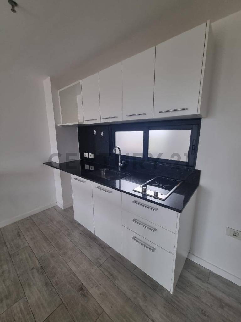 En venta 1 dormitorio con cochera en Bo Jara — foto 2