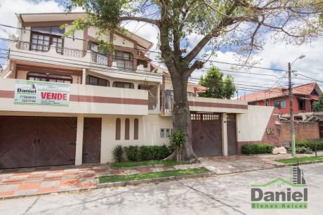 Edificio Zona Zoologico