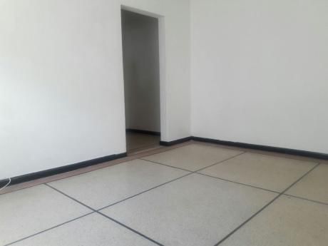 Zona Gastronómica 2do. Piso Por Escalera