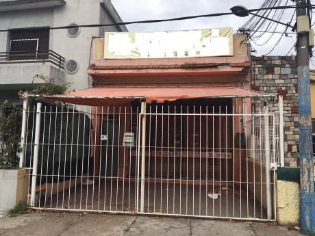 Casa Sobre L.a. De Herrera... Varios Fines, Comercial O Viviendas.-