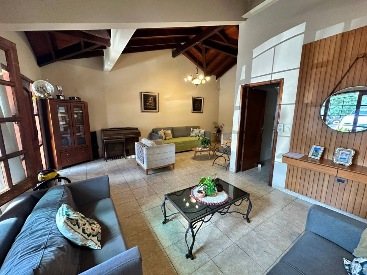 ALQUILO CASA PARA VIVIENDO U OFICINA DETRAS DEL SHOPPING MULTIPLAZA — Foto 3