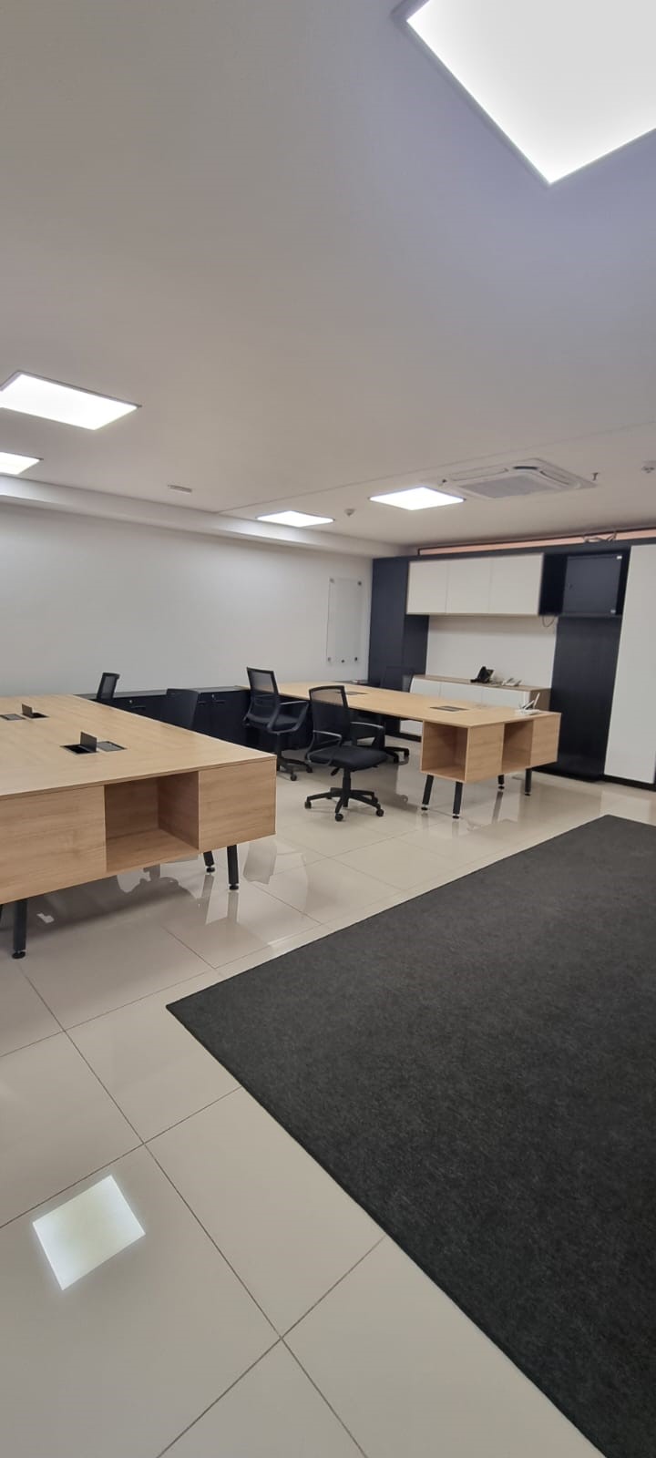 Alquilo Oficina Equipada - Zona Shopping Del Sol — photo 3