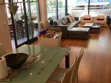 Venta Apartamento De 3 Dormitorios En Punta Carretas.