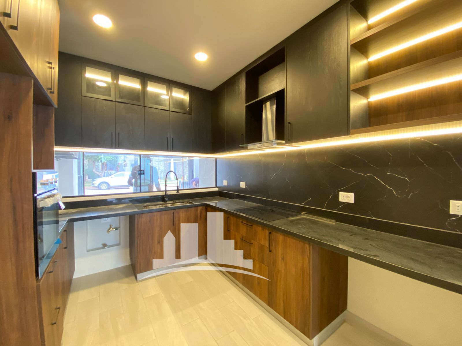 Alquilo Hermoso y Moderno Duplex a Estrenar — foto 2