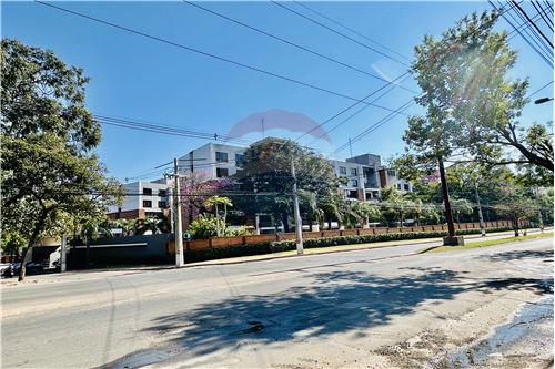 Departamento-Venta-PY Asunción Santa Librada Av. Perón esquina Yukyty Av. Perón… — foto 3