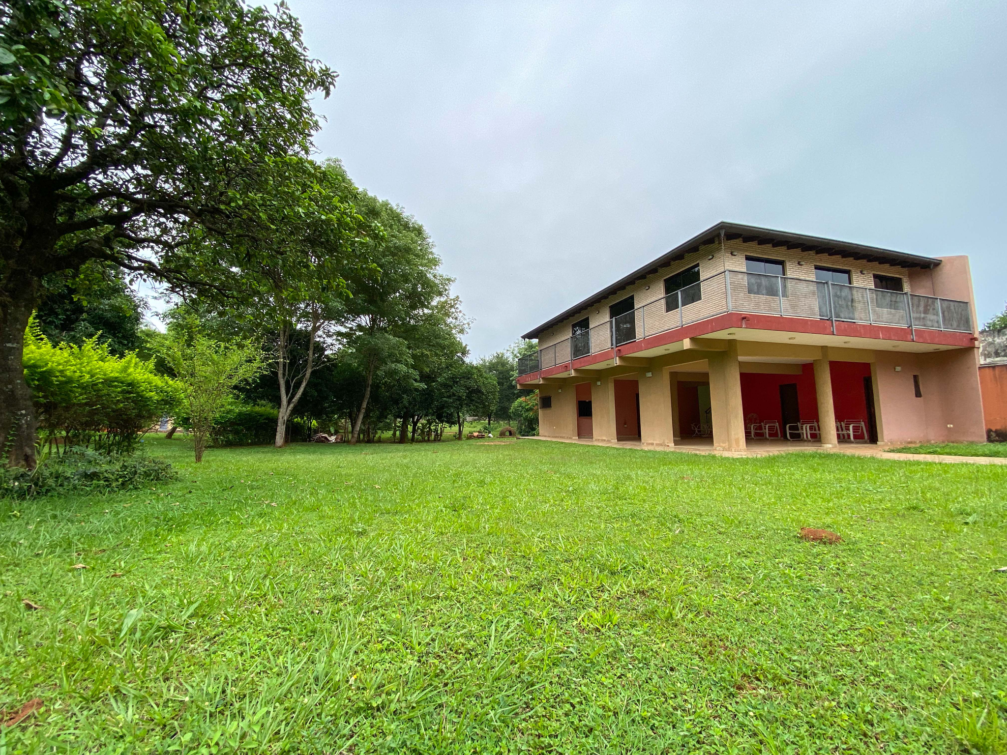 VENDO CASA EN YAGUARON SOBRE RUTA 1.378 m2 — foto 3