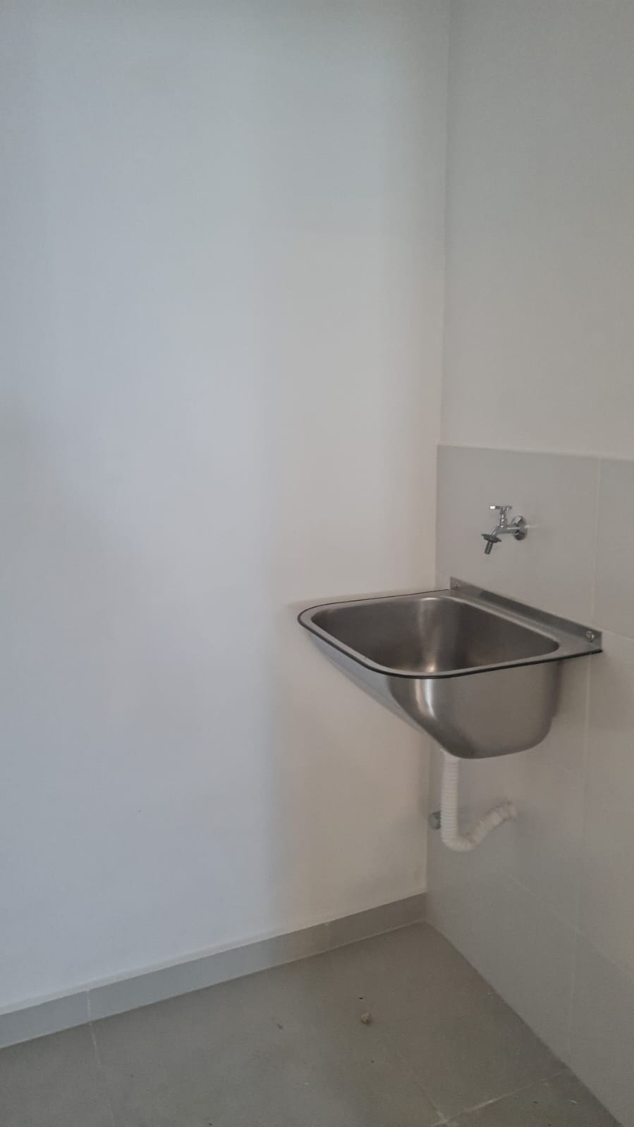 Departamento de 2 dormitorios EN ALQUILER en Fernando de La Mora Zona Norte — foto 3