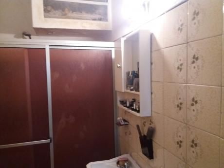 Lindisimo Planta Baja 2 Dorm Planchada Y Sin Claraboya. Visitelo
