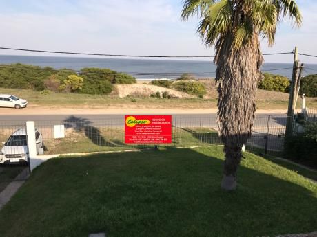 Casa - 4 Dormitorios - Frente Playa -inmobiliaria Calipso