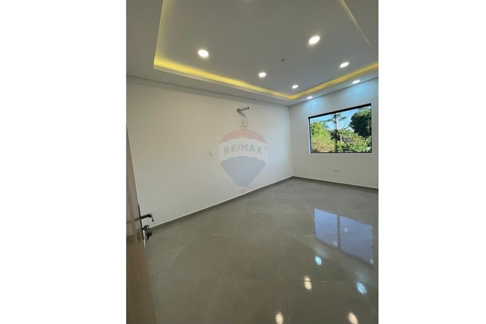 ALQUILO AMPLIO Y MODERNO DUPLEX EN LUQUE, ISLA BOGADO ✨ — foto 2