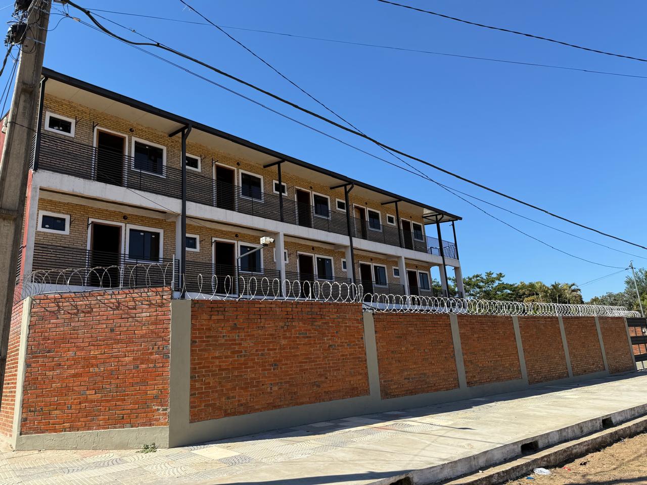 ALQUILO  MONOAMBIENTE EN SAN LORENZO