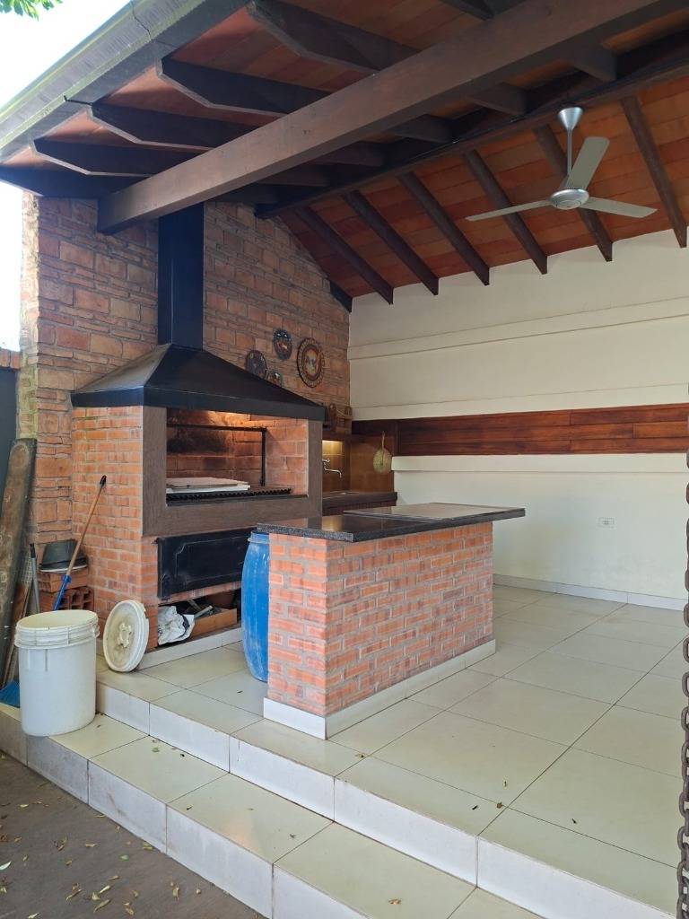 Casa en alquiler en Lambaré — foto 3