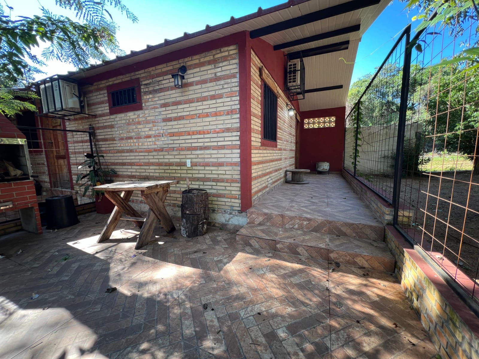 EN VENTA – HERMOSA CASA QUINTA EN NUEVA COLOMBIA — foto 3