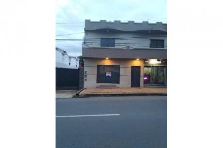 Salón Comercial Sobre Arsenales