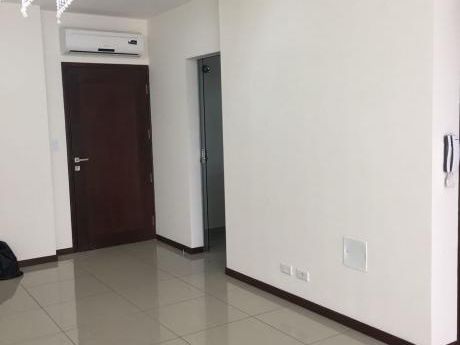 Hermoso Departamento En El Macororo 8 Bush