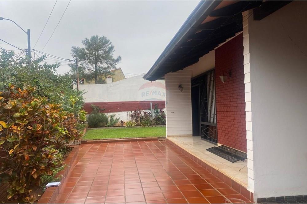 VENDO CASA EN ESQUINA – Bº SAN CRISTÓBAL — foto 2