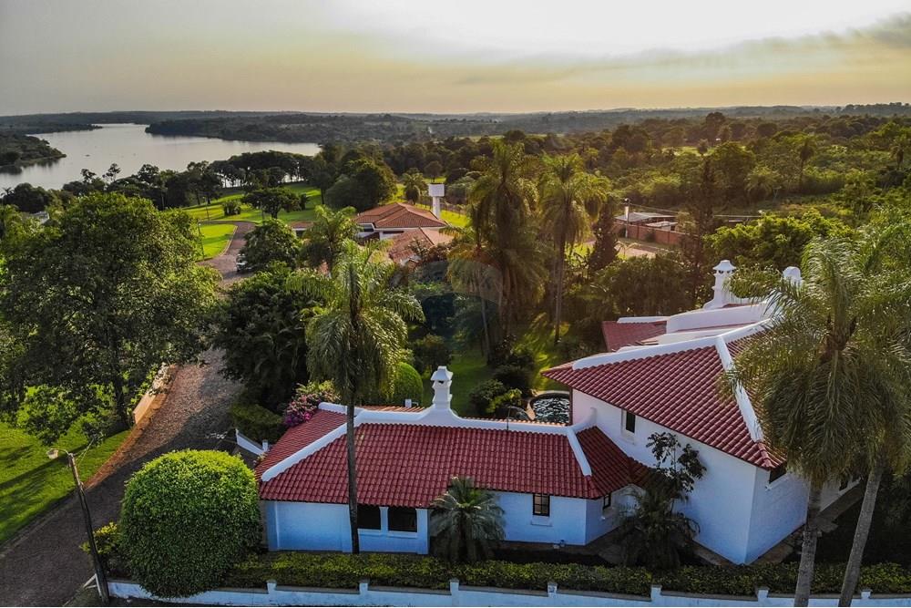 VENDO RESIDENCIA EN CONDOMINIO EN HERNANDARIAS — foto 3