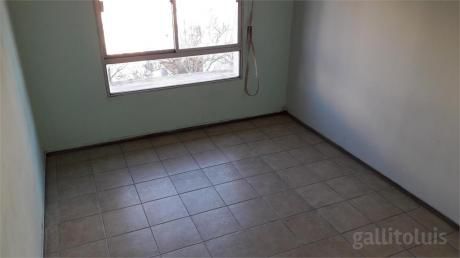 Breccia Alquila Apto 2 Dorm