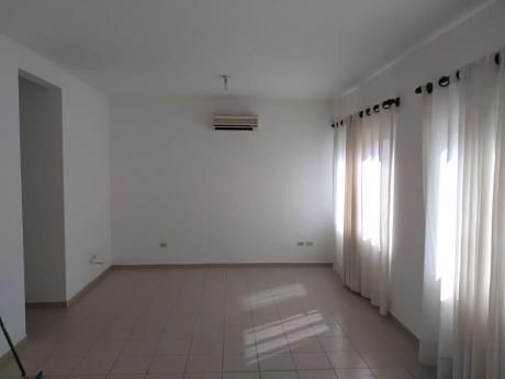Departamento En Alquiler En Condominio Los Angeles