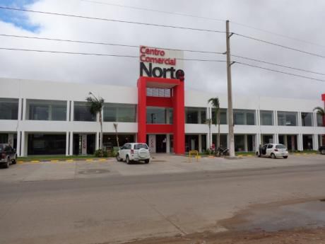 2 Locales Comerciales Anticretico O Venta - Centro Comercial Norte