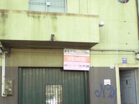 Ideal Inversores !!!! Dos Aptos. Y Garage Grande