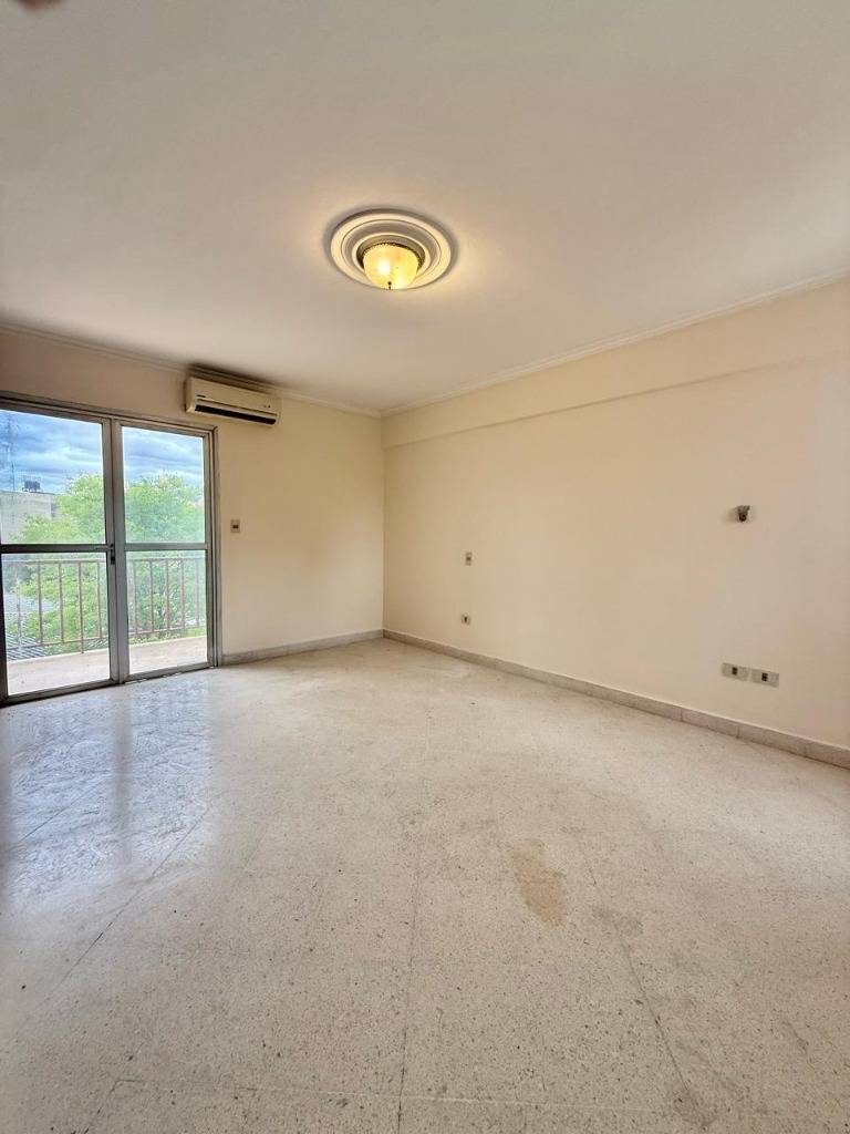 DEPARTAMENTO DE 3 DORMITORIOS EN EL EDIFICIO PRIMAVERA — foto 2