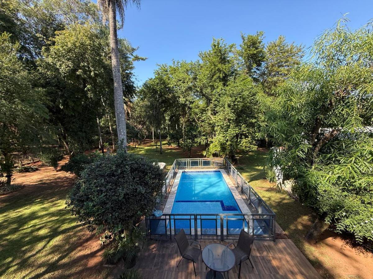 Exclusiva Residencia Contemporánea en San Bernardino: El Refugio Veraniego Ideal — foto 3