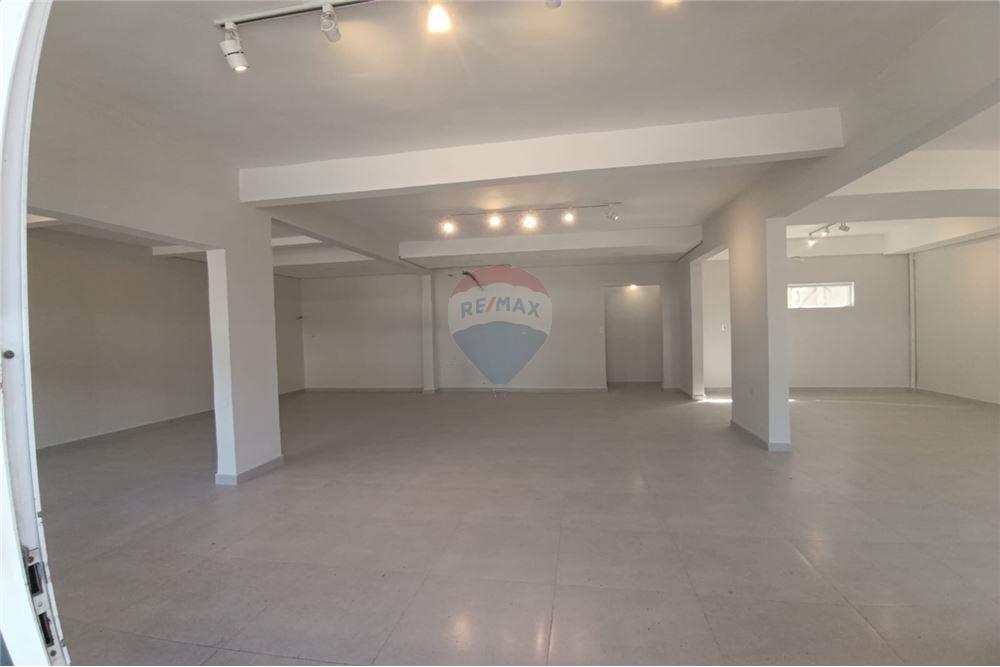 Local Comercial - Alquiler - Fernando De La Mora, Paraguay — foto 2